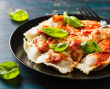 Charger l'image dans la galerie, RAVIOLI - 3 Fromages 800g - Fromagerie Roy